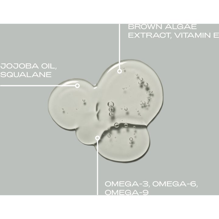 Bodyologist Skin Gloss 100 ml næringsgivende kroppsolje viser en klar tekstur med squalane, omega og vitamin E.