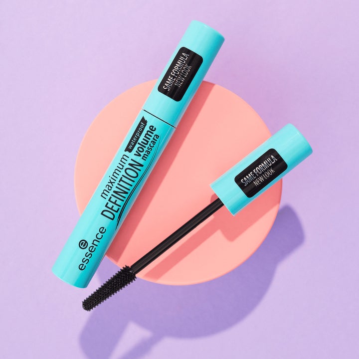 Maximum Definition Waterproof Volume Mascara