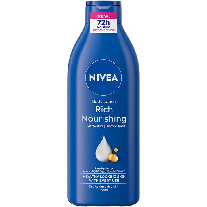 Nivea Rich Nourishing Body Lotion 400 ml fuktighetskrem gir pleie i en blå plastflaske med hvite og gylne dråper.