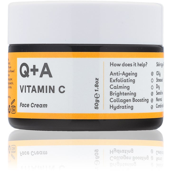 Q+A Vitamin C Face Cream 50g fuktighetskrem i mørk krukke med hvit kork og gul etikett