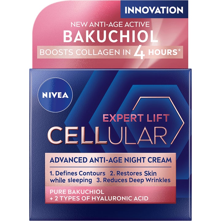 Nivea Cellular Expert Lift 50 ml nattkrem med bakuchiol i en blå eske som gir fastere hud og reduserer rynker.