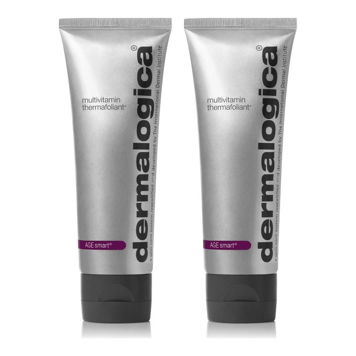 Dermalogica Multivitamin Thermafoliant 75ml eksfolierende peeling i to sølvfargede tuber med sort kork og lilla detaljer.