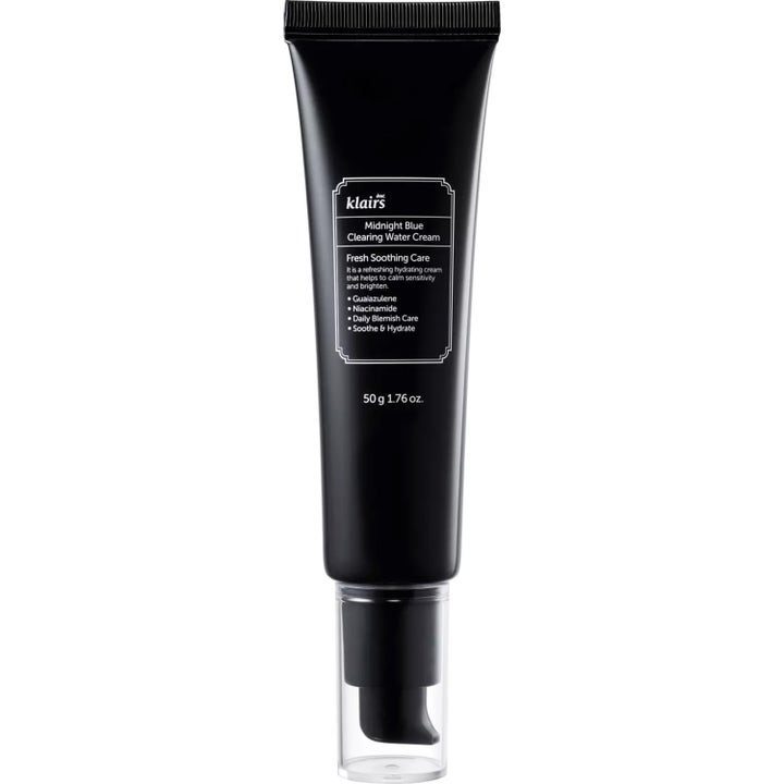 Klairs Midnight Blue Clearing Water Cream 50 g beroligende ansiktskrem i svart tube med pumpe og gjennomsiktig kork