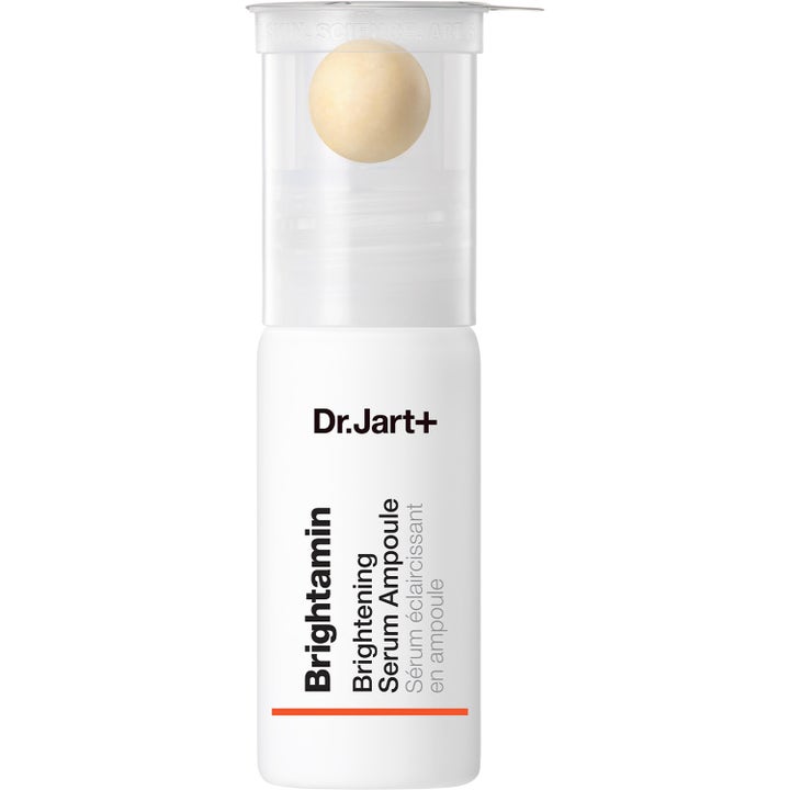 Dr. Jart+ Brightamin Brightening Serum Ampoule 50 ml glødgivende serum i hvit flaske med synlig perle
