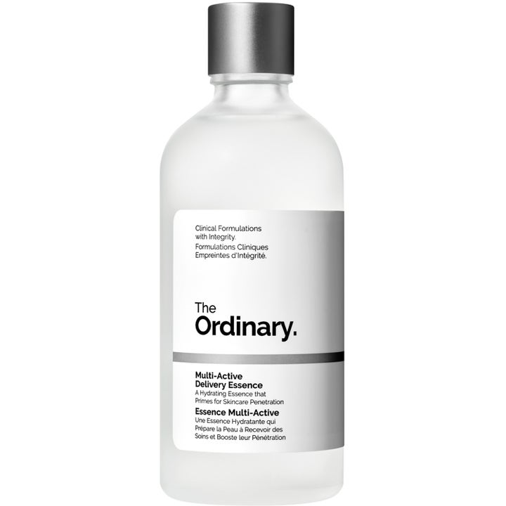 The Ordinary Multi-Active Delivery Essence 100 ml fuktighetsgivende ansiktstoner i frostet glassflaske med sølvlokk