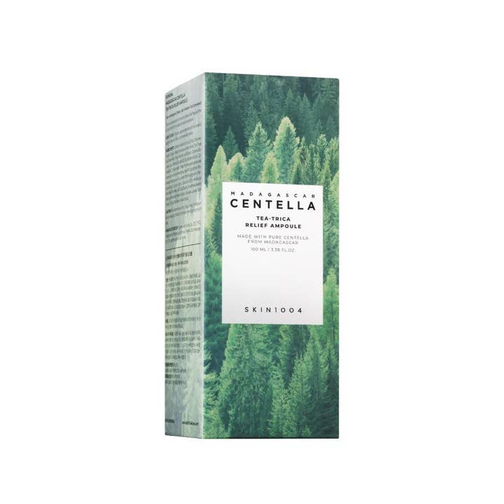 SKIN1004 Madagascar Centella Tea-Trica Relief Ampoule 100 ml beroligende serum i eske med grønt skogmotiv