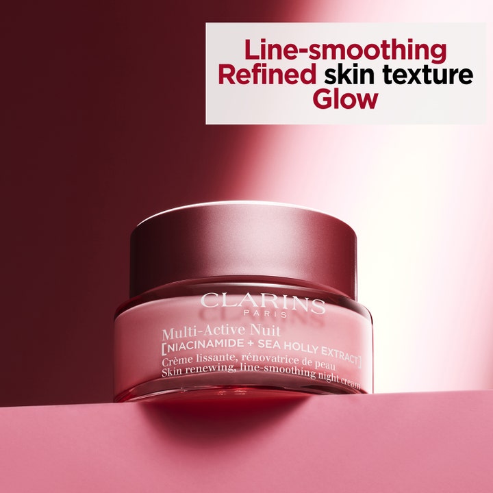 Clarins Multi-Active Nuit 50 ml nattkrem med niacinamide gir glød og jevnere hud i en rosa glasskrukke med rødt lokk