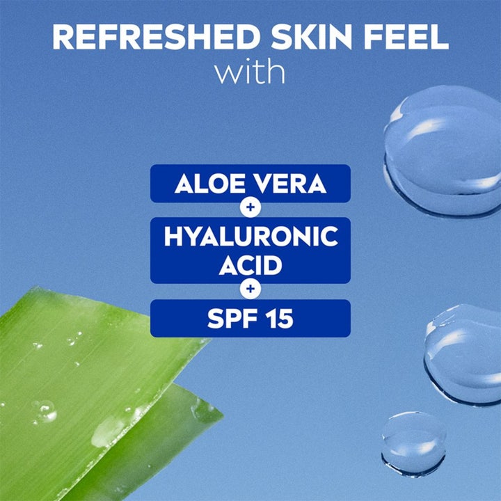NIVEA Refreshing Day Cream 50 ml fuktighetsgivende dagkrem med aloe vera hyaluronsyre og spf 15 og grønt blad