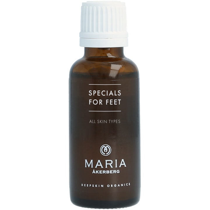 Maria Åkerberg Specials For Feet 30 ml mykgjørende fotolje i en mørk glassflaske med hvit kork