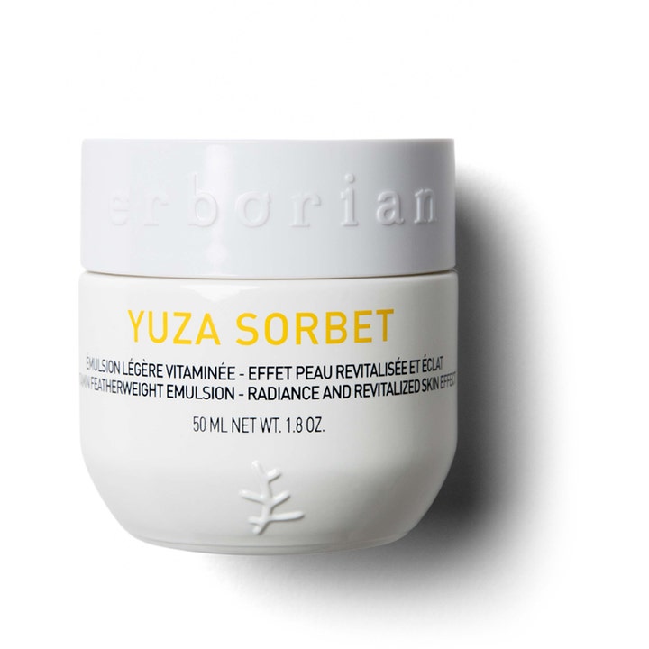 Erborian Yuza Sorbet 50 ml vitaminrik emulsjon som gir glød og revitalisert hud i hvit krukke med gul tekst.