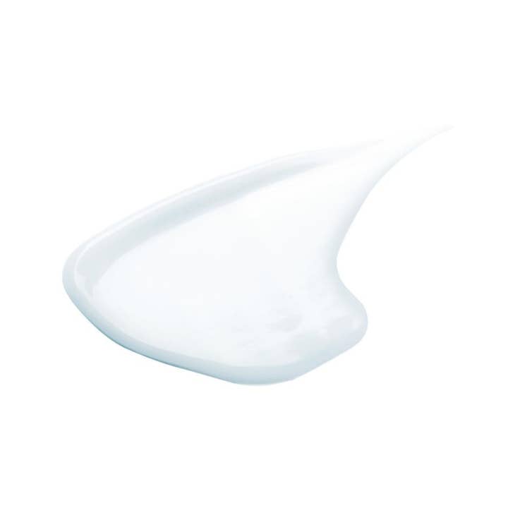 SKIN1004 Madagascar Centella Hyalu-Cica Sun serum 50 ml solkrem med en lett, hvit og fuktighetsgivende tekstur.