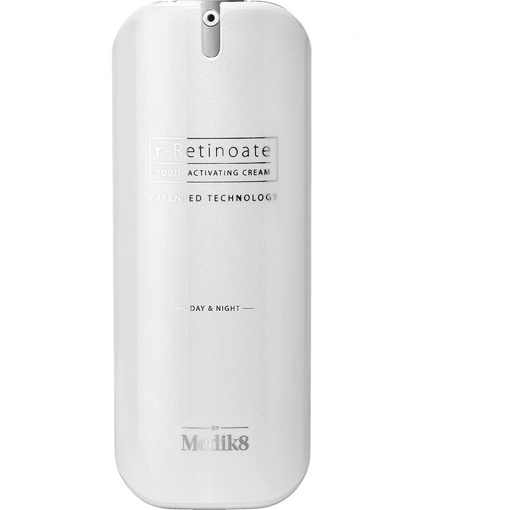 Medik8 r-Retinoate Youth Activating Cream 50 ml fornyende ansiktskrem i hvit glanset flaske med sølvdetaljer