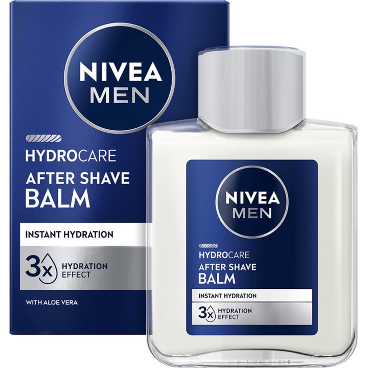 Nivea Men Hydrocare After Shave Balm fuktighetsgivende aftershave med aloe vera i hvit glassflaske og mørkeblå eske.