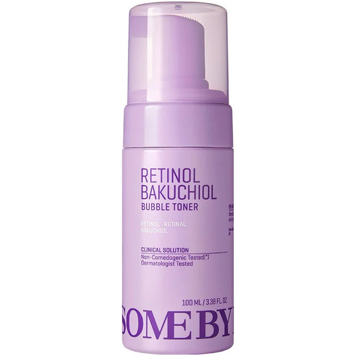 Some By Mi Retinol Bakuchiol Bubble Toner 100 ml for jevnere hud i en lilla pumpeflaske med lilla kork