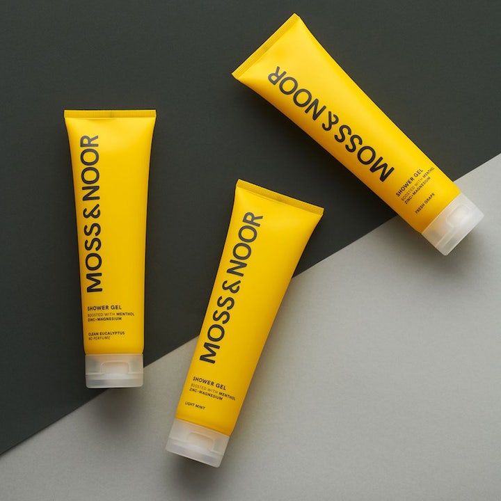Moss & Noor After Workout Shower Gel Mixed 3 pack 450 ml dusjsåpe i gule tuber som gir en frisk følelse etter trening