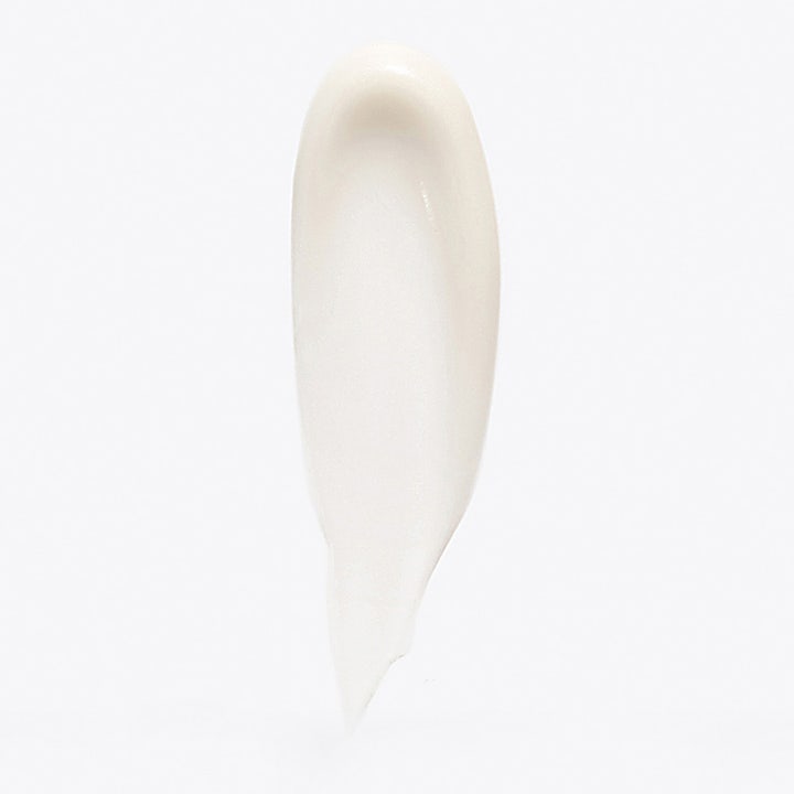 MÁDARA Deep Moisture Day cream 50 ml fuktighetsgivende dagkrem med en fyldig hvit og kremet tekstur