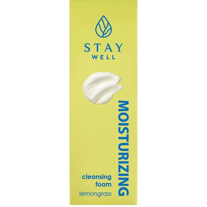Stay Well Moisturizing Cleansing Foam Lemon Grass 150 ml fuktighetsgivende ansiktsrengjøring i lysegul eske med skum.