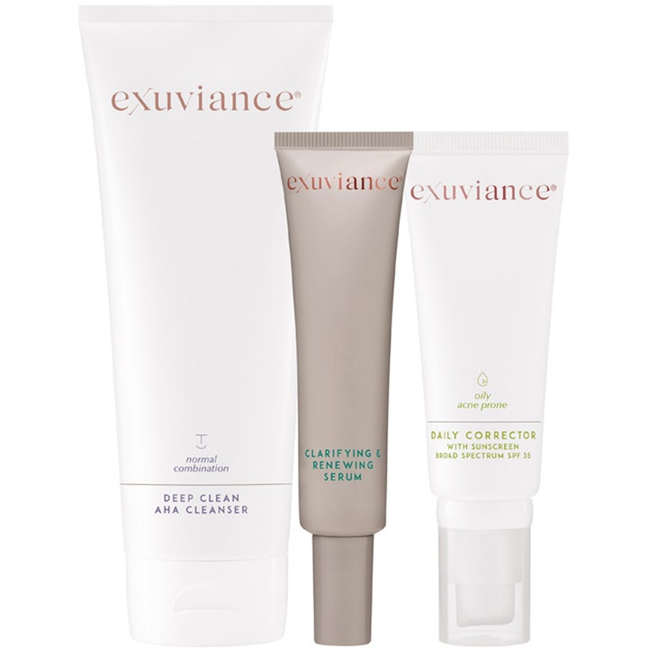 Exuviance hudpleiesett med AHA-rens serum og dagkrem SPF 35 som gir fornyet hud i hvite og grå tuber