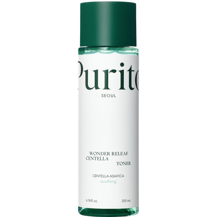 Purito Wonder Releaf Centella Toner 200 ml beroligende ansiktsvann i klar plastflaske med mørkegrønn kork