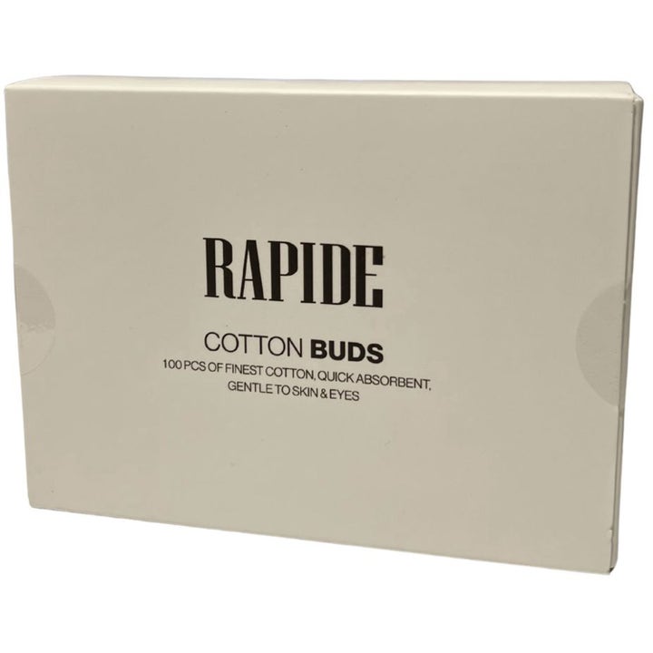 Rapide Cotton Buds 100 stk skånsomme bomullspinner i hvit eske med teksten Quick Absorbent og Gentle to Skin