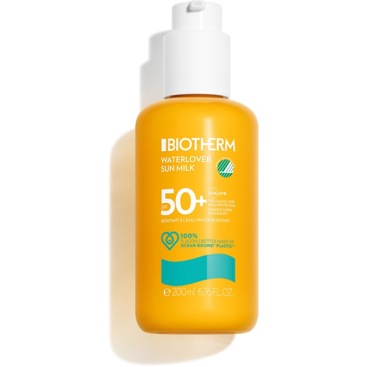 Biotherm Waterlover Sun Milk 200 ml solkrem gir høy solbeskyttelse i en guloransje plastflaske med hvit pumpe