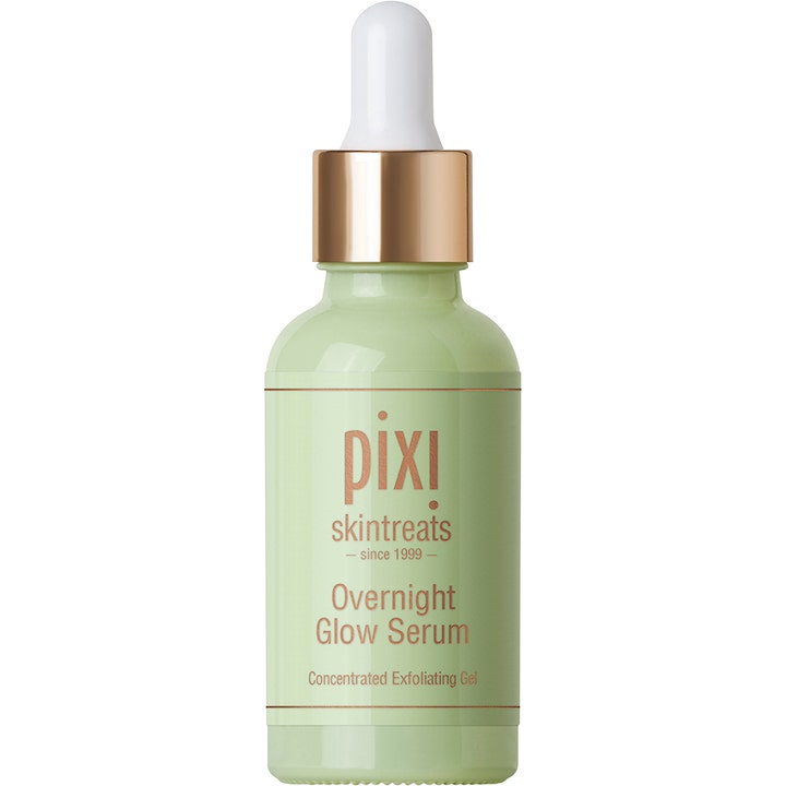 Pixi Overnight Glow Serum 30 ml eksfolierende ansiktsserum i lysegrønn glassflaske med hvit pipette og gullkork.