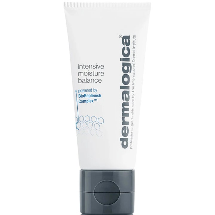 Dermalogica Intensive Moisture Balance fuktighetskrem som styrker huden i hvit tube med grått lokk og blå detaljer