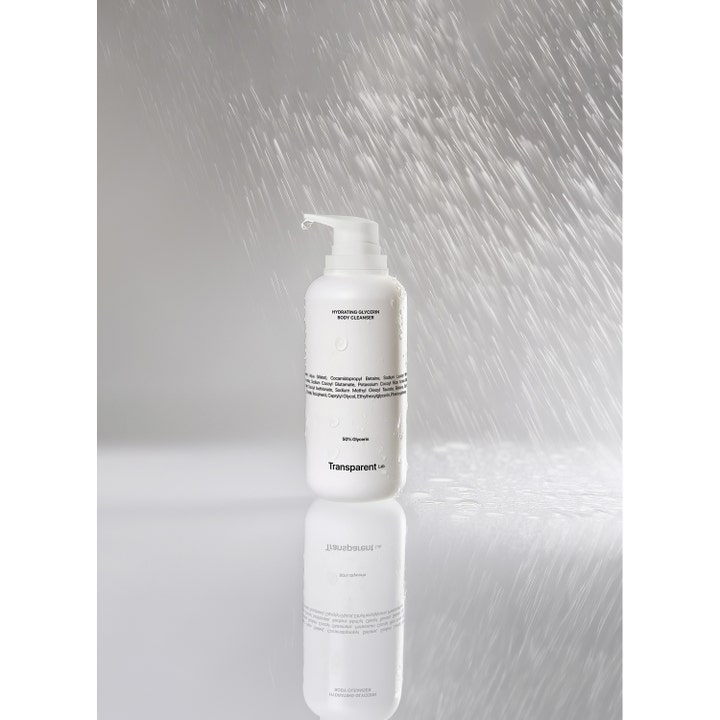 Niche Beauty Lab Transparent Lab Hydrating Glycerin Body Cleanser 400 ml dusjsåpe med 50% glyserin under vannstråler