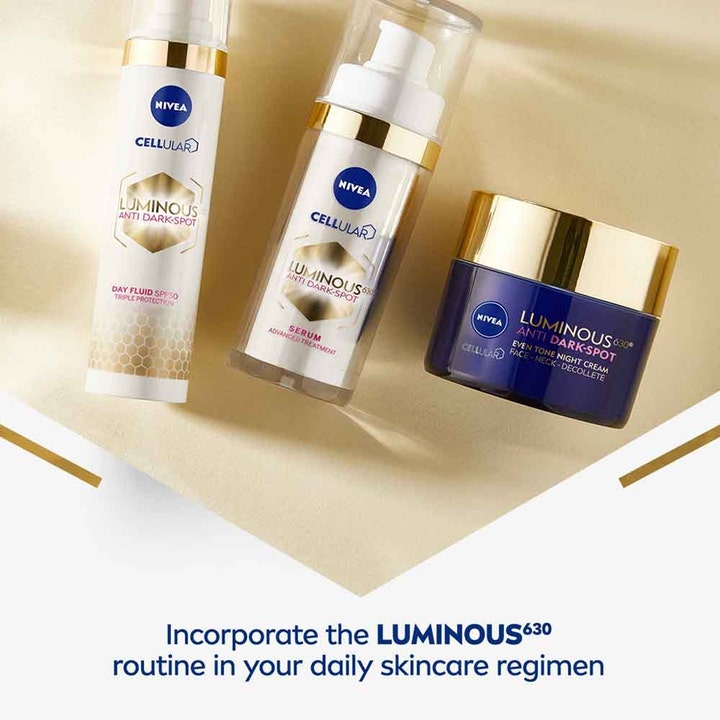 NIVEA Luminous630 Anti Dark-Spot Night Cream 50 ml nattkrem i blå krukke med serum og dagkrem i rutine